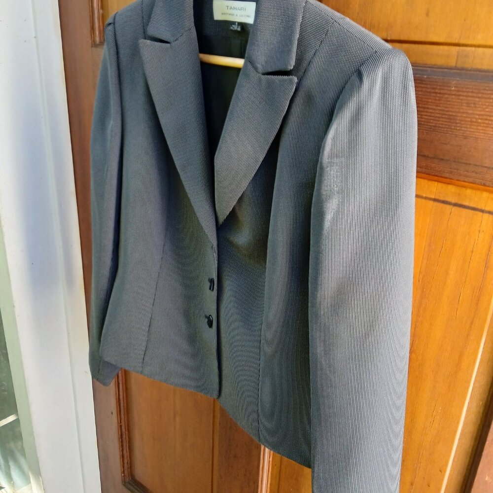 TAHARI by Arthur S. Levine Career Suit Jacket Size 6 EUC - Picture 14 of 14